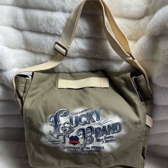 Lucky Brand large canvas olive green messenger bag with adjustable beige strap. - Picture 3 of 9
